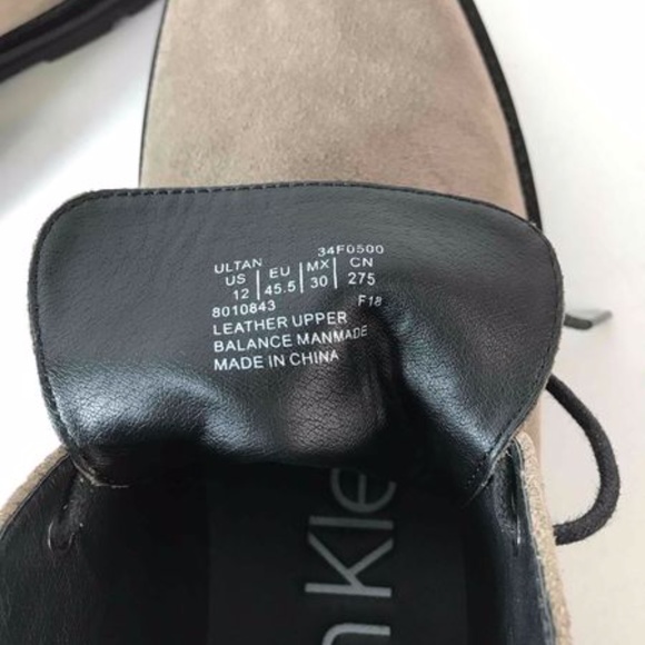 CALVIN KLEIN Ultan Chukka Boots Grey Suede Leather NWOT